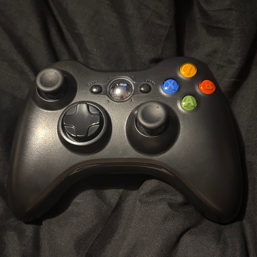 Black Wireless Xbox 360 Controller
